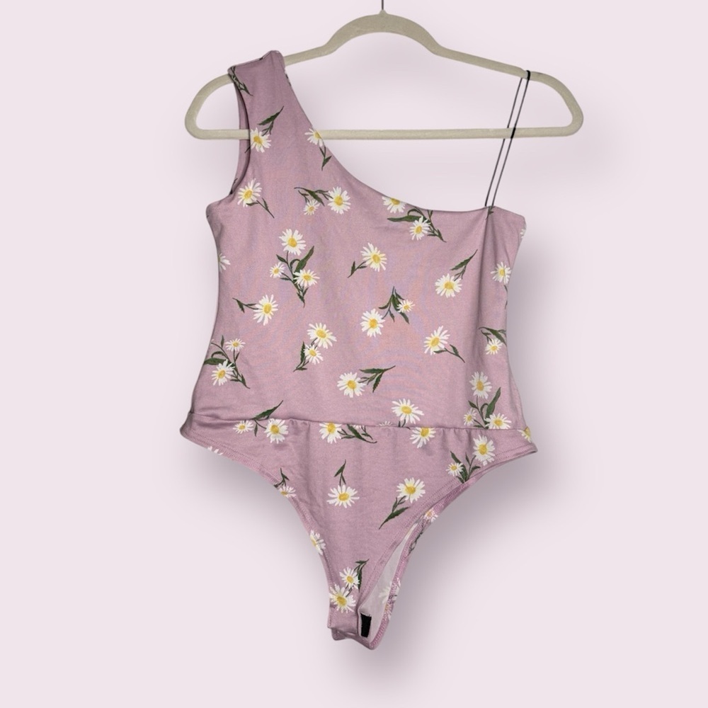VIBE Sportswear Lilac Purple Floral One Shoulder Bodysuit Medium